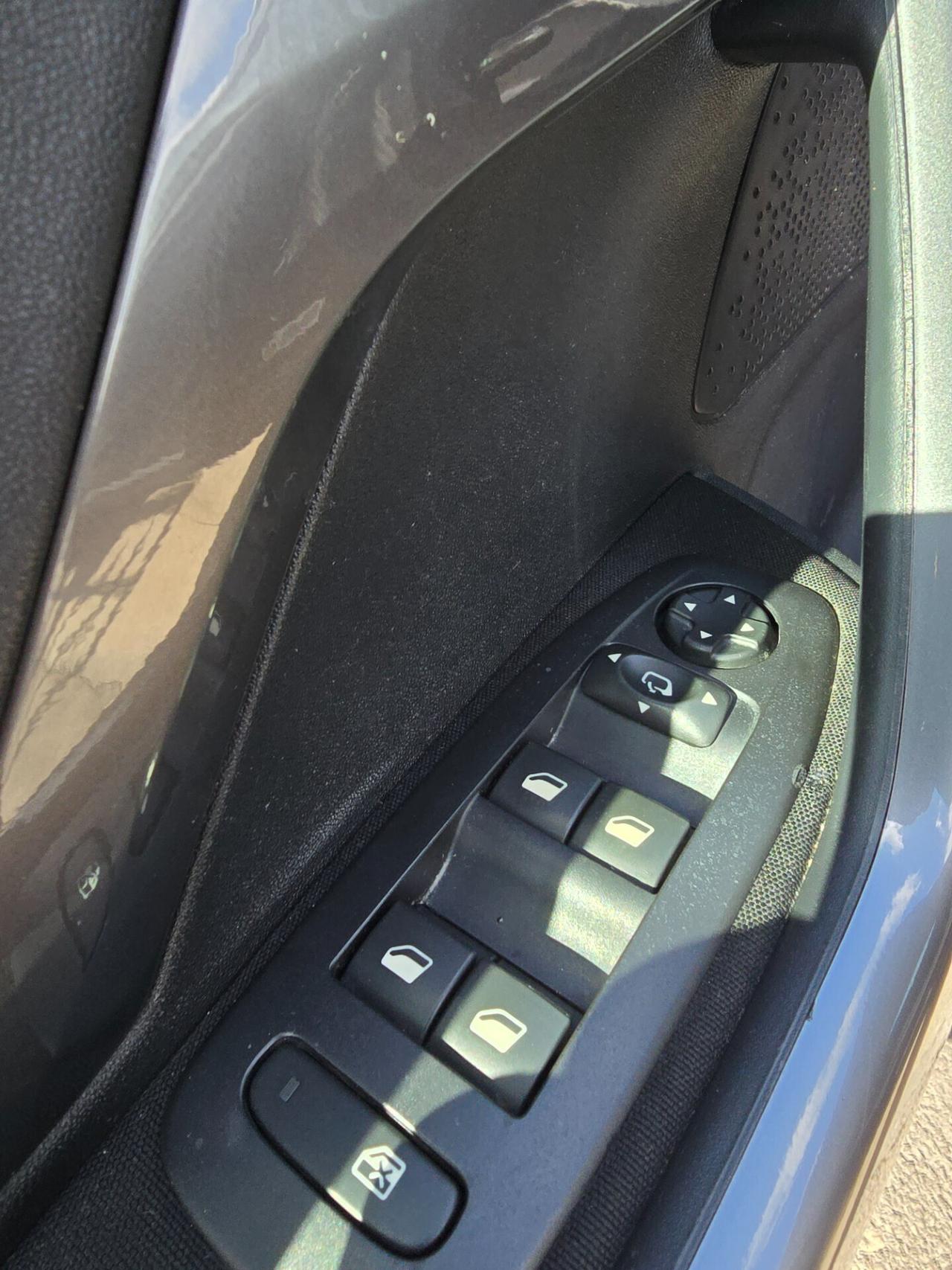 Peugeot 2008 PureTech 82 Allure