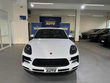 PORSCHE Macan 2.0