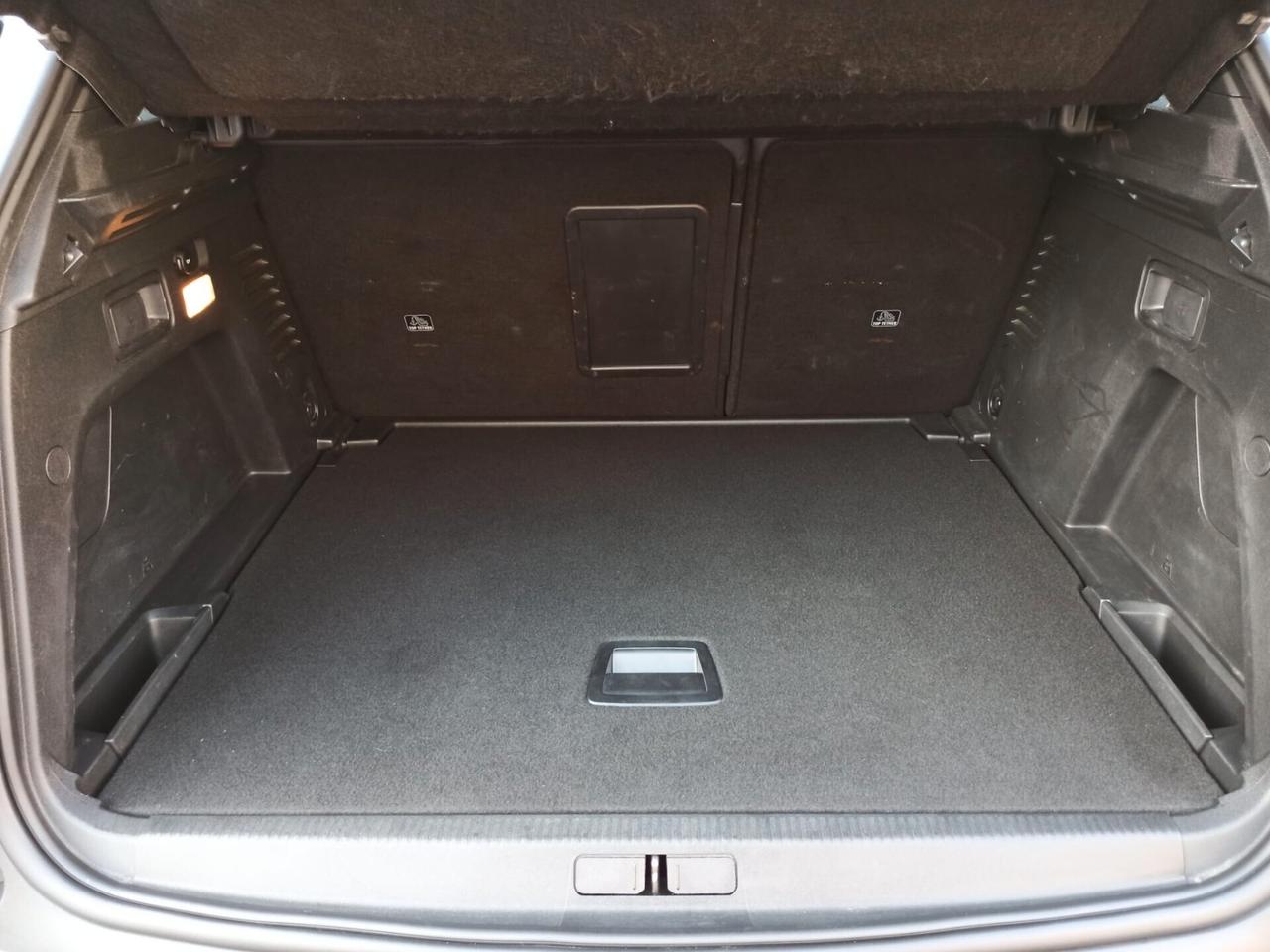 Peugeot 3008 BlueHDi 130 S&S Allure Pack