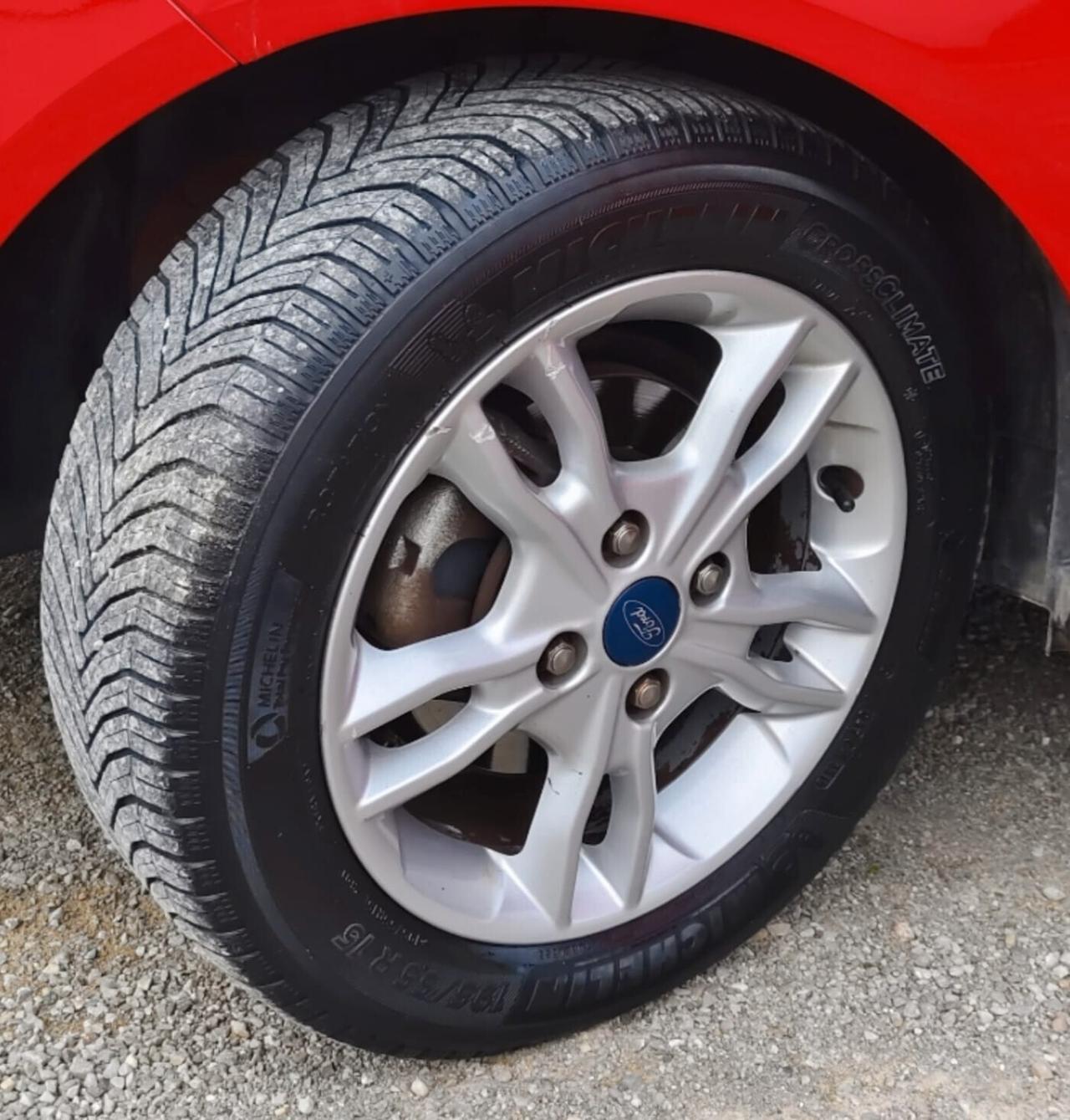 Ford Fiesta 1.2 60CV 3 porte Black & White Edition