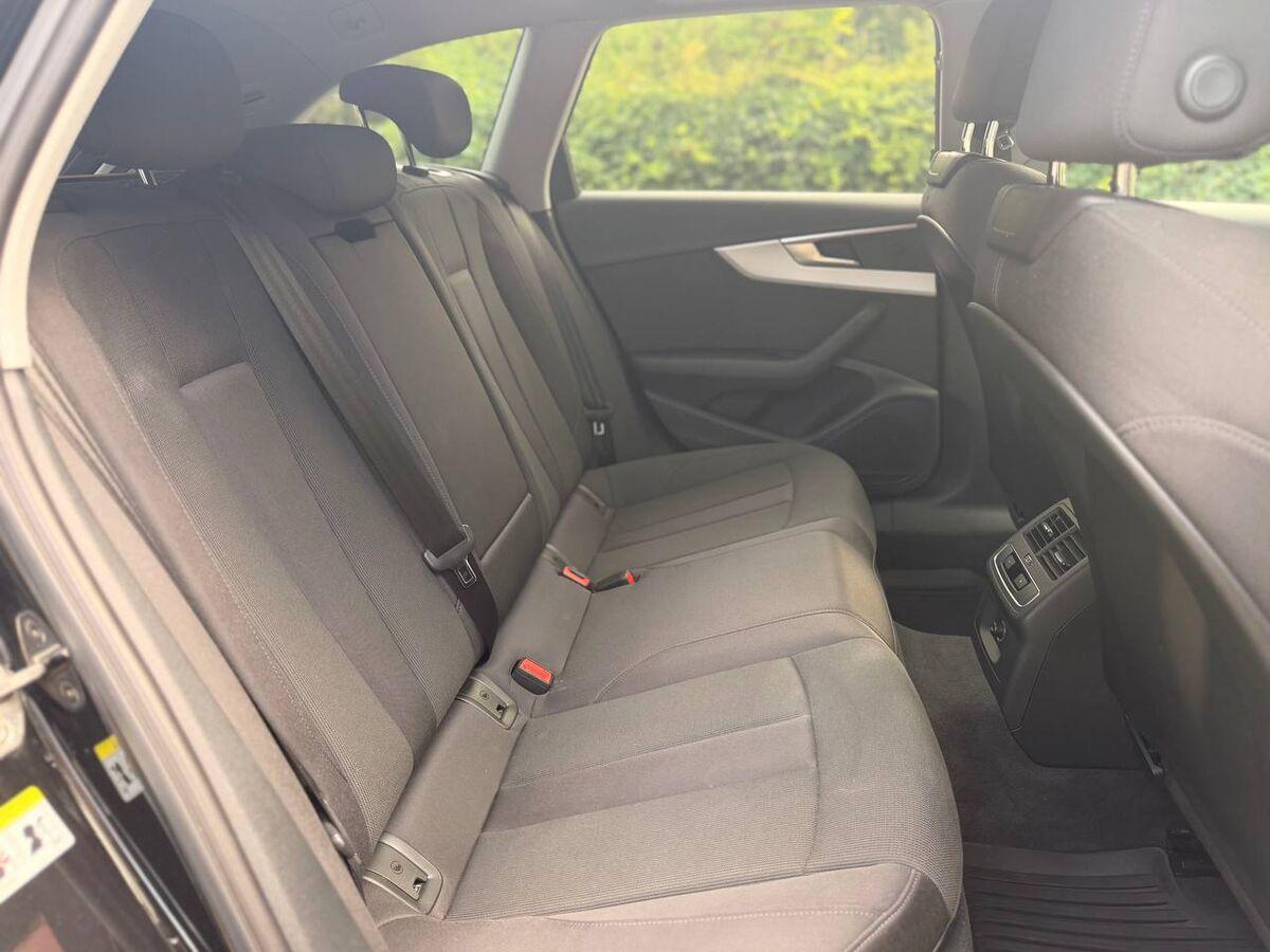 Audi A4 Avant 40 2.0 tfsi mhev S line edition 204cv s-tronic