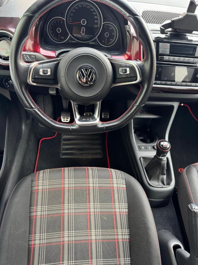 VOLKSWAGEN up! gti