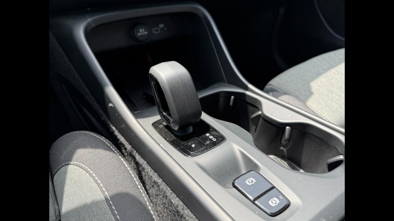 VOLVO XC40 2023 - XC40 2.0 b3 Core auto