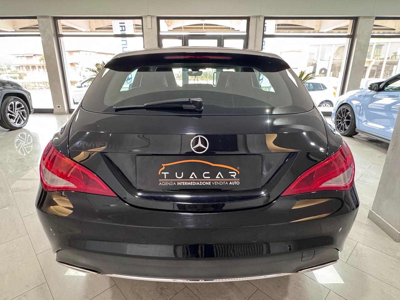 Mercedes-Benz CLA 200 Business