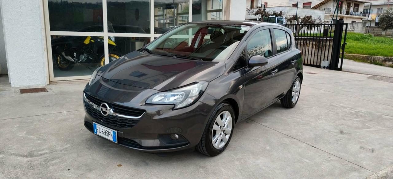 Opel Corsa 1.4 Benzina 90CV 5 porte b-Color