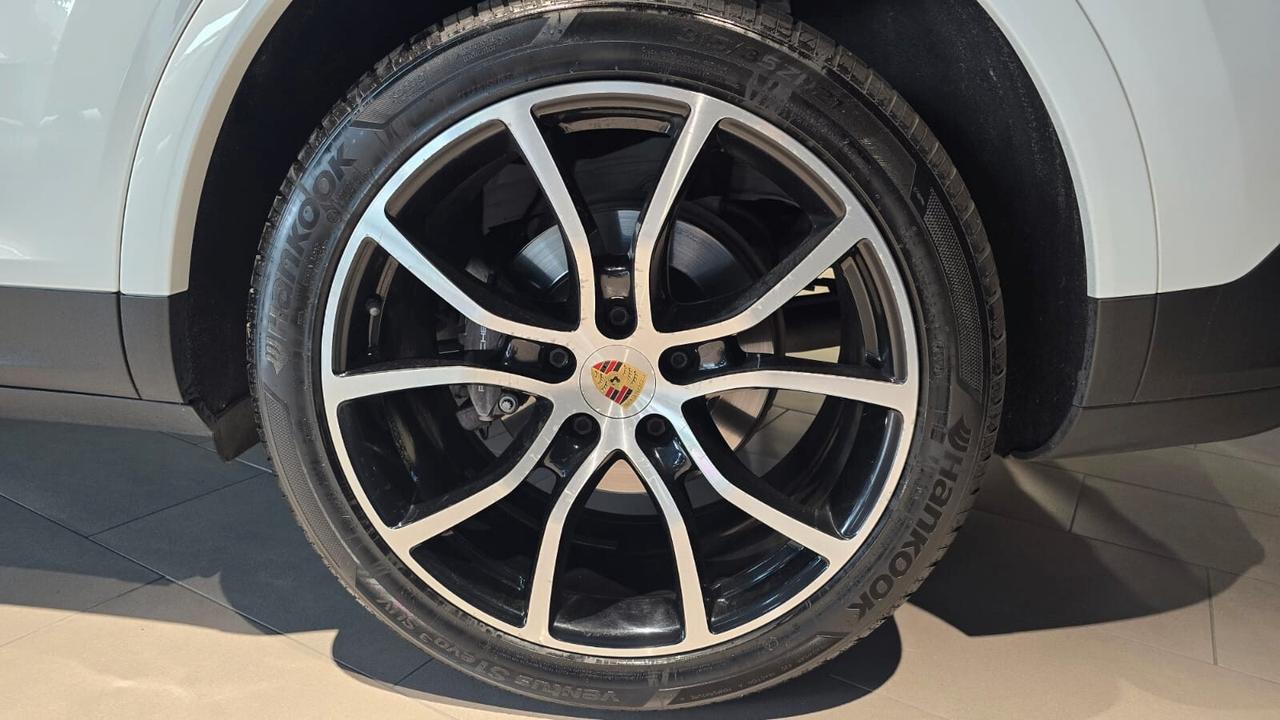 Porsche Cayenne 3.0 V6