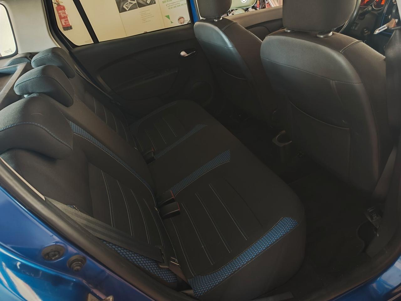 Dacia Logan 1.5 dci Blue 15 anniversario