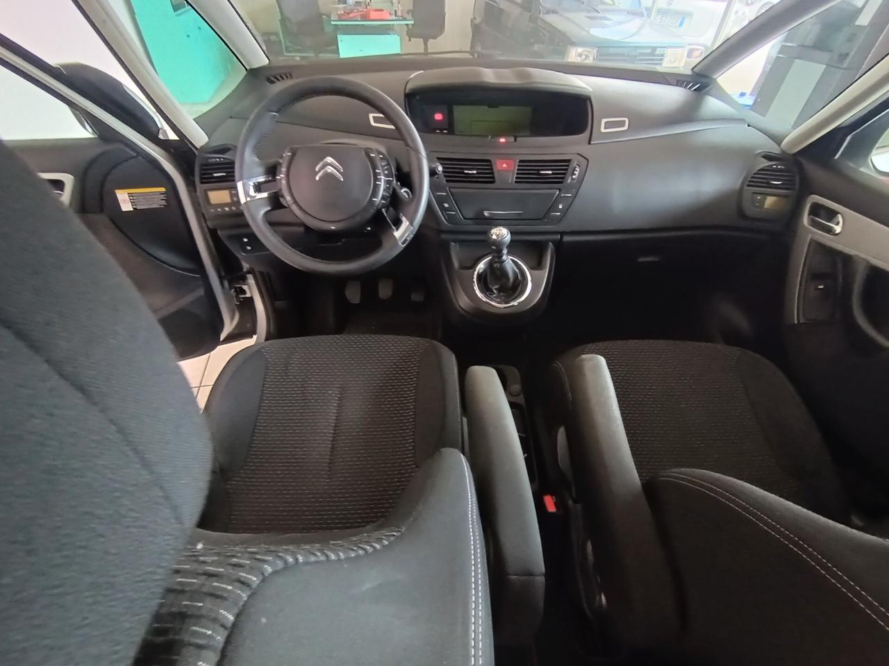 Citroen C4 Picasso business