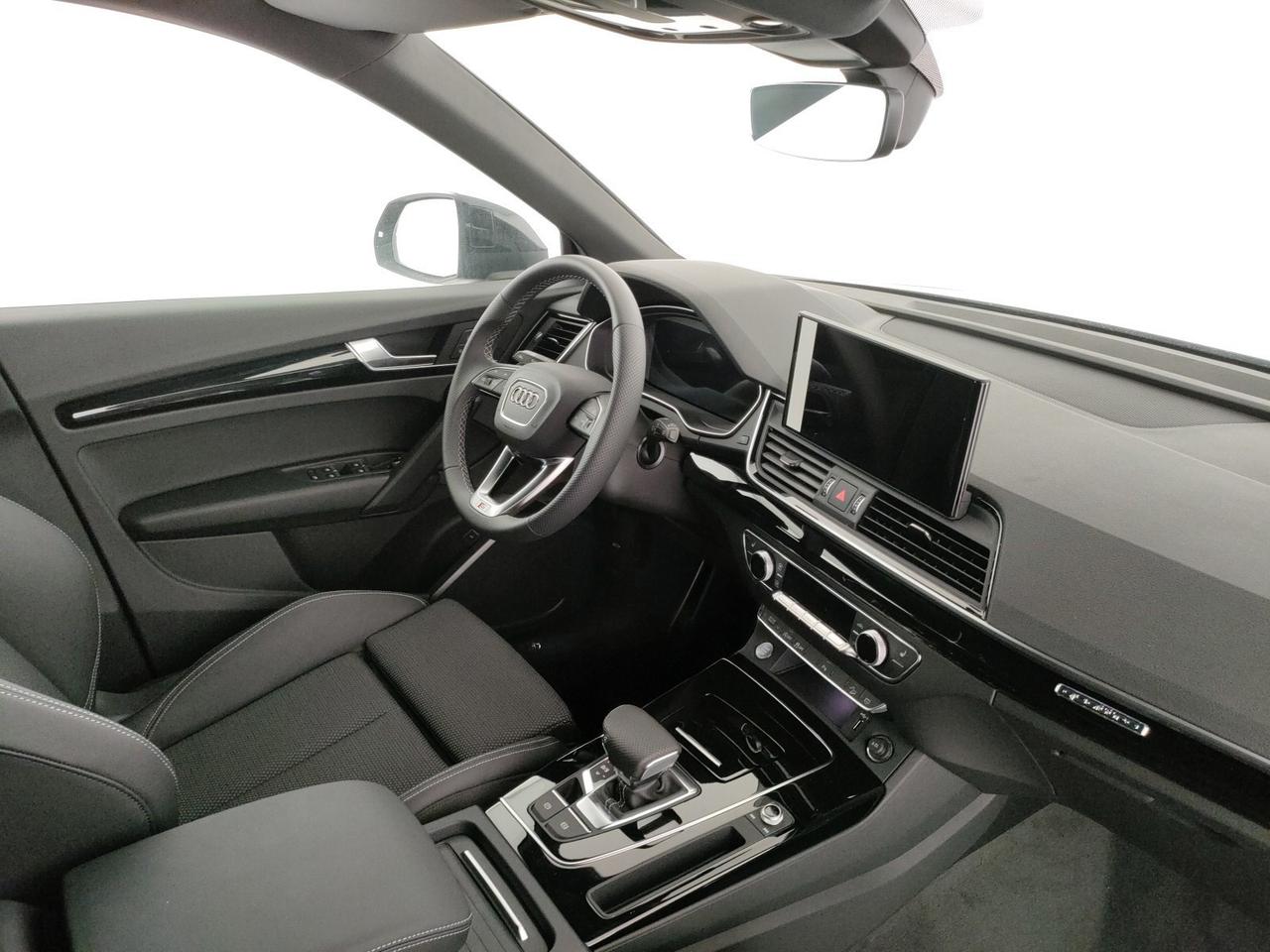 Audi Q5 sportback 40 2.0 tdi mhev 12v identity black quattro s-tronic