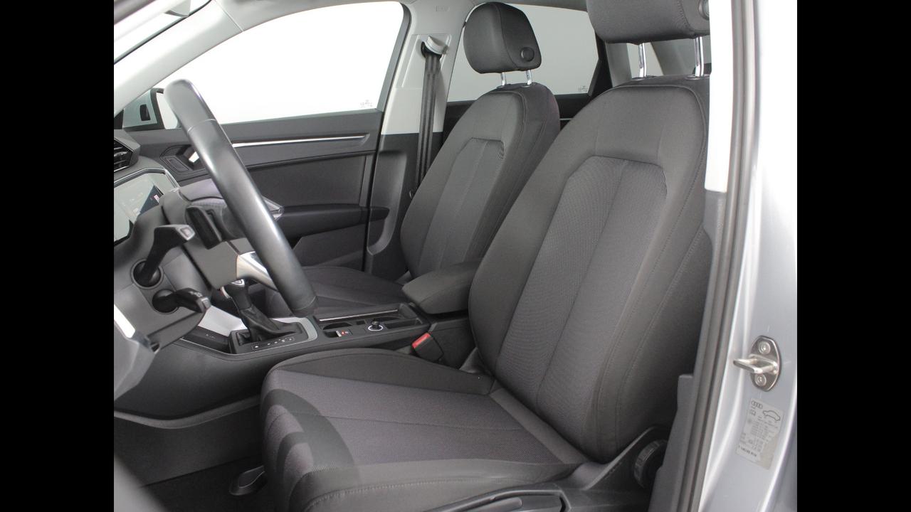 AUDI Q3 II 2018 - Q3 35 1.5 tfsi Business Advanced s-tronic