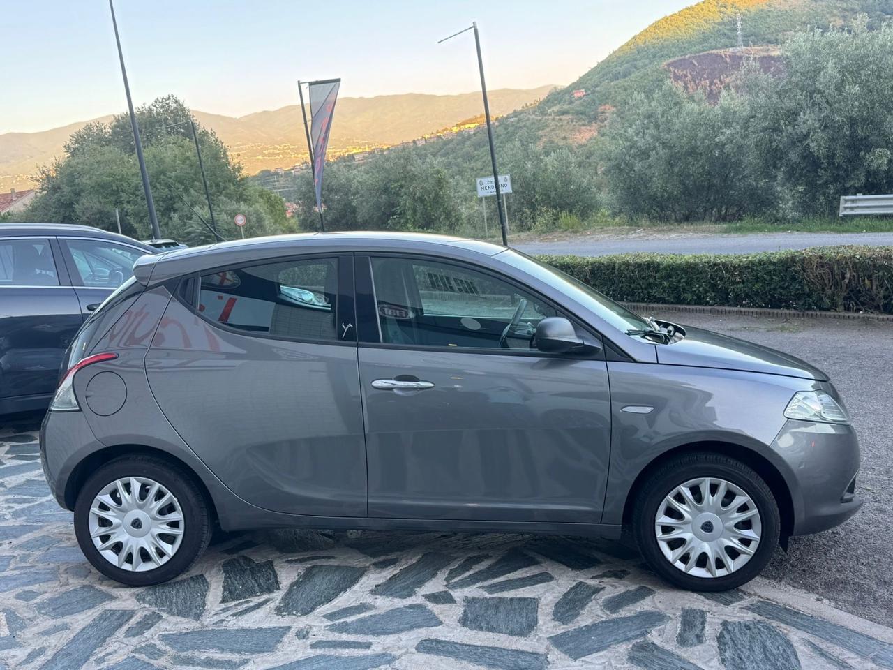 Lancia Ypsilon 1.3 MJT 16V 95 CV 5 porte S&S Gold