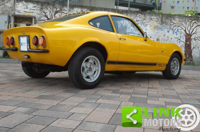 OPEL GT 1900 modello J restaurata e funzionante