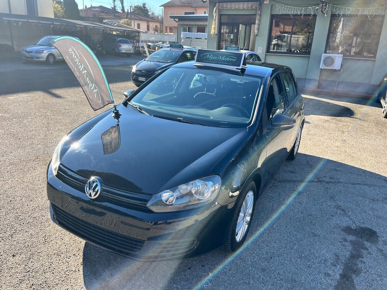 Volkswagen Golf 1.6 TDI DPF 5p. United