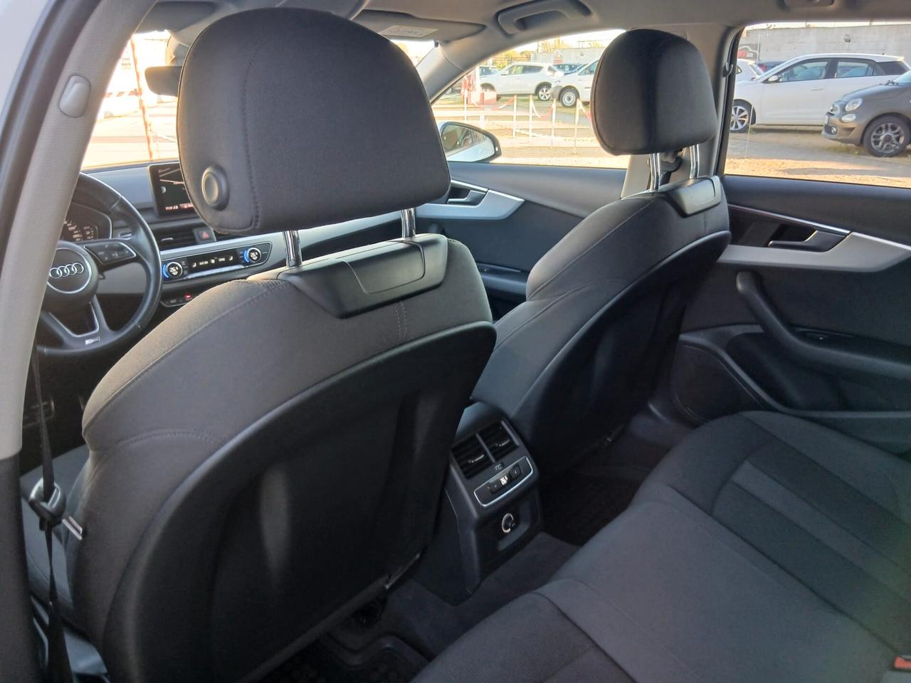 Audi A4 Avant 2.0 TDI 122 CV S tronic Business