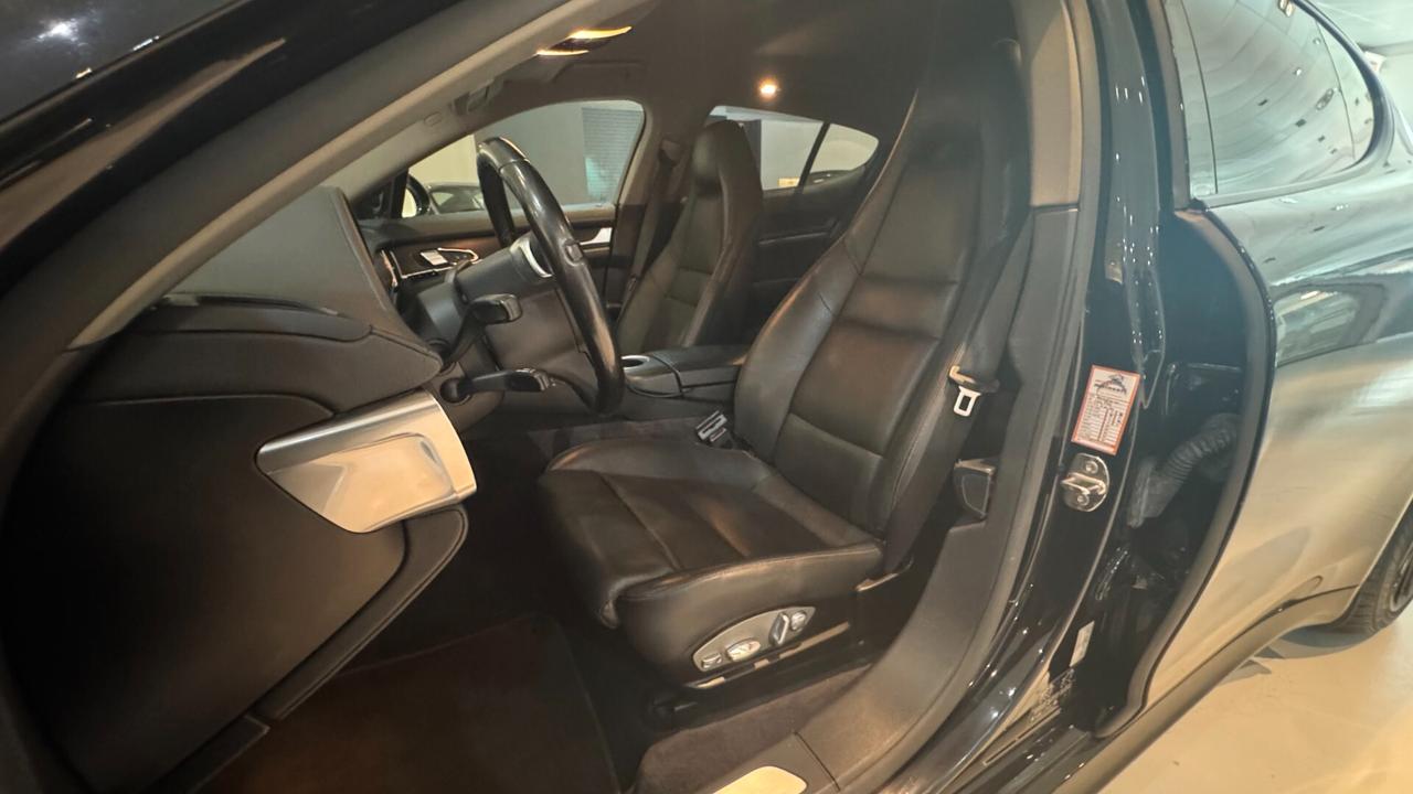 PORSCHE PANAMERA 3.0 - 300 CV - 2015