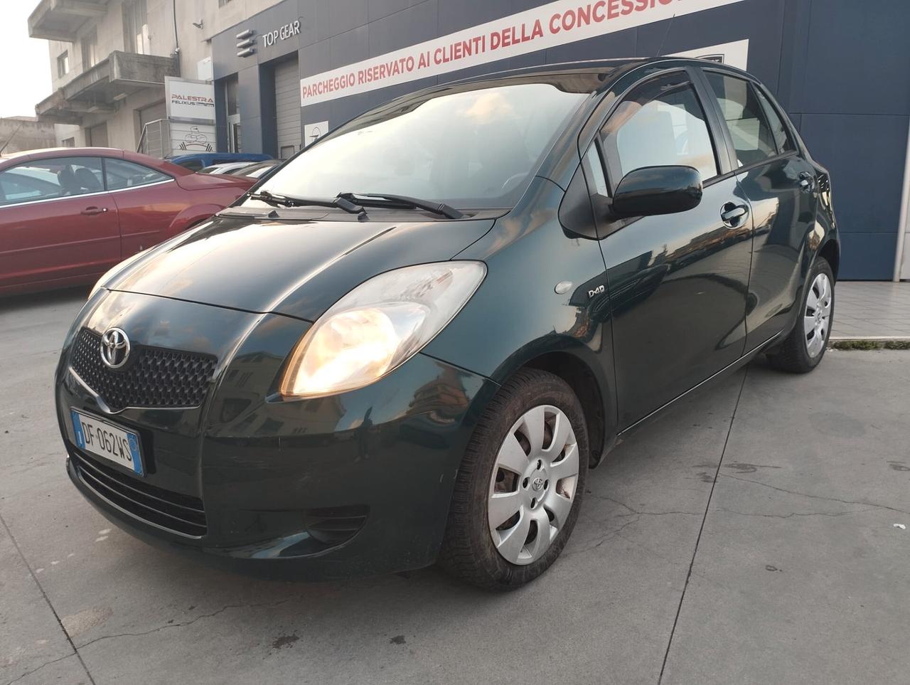 Toyota Yaris 1.4 D-4D 5 porte Sol