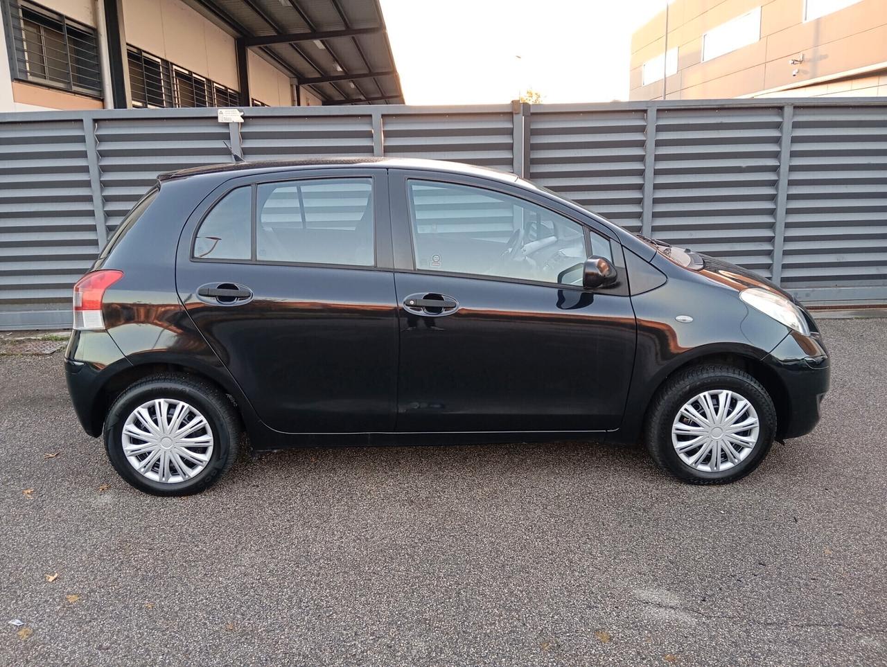 Toyota Yaris 1.0 5P OK NEOPATENTATI E 115 /2010