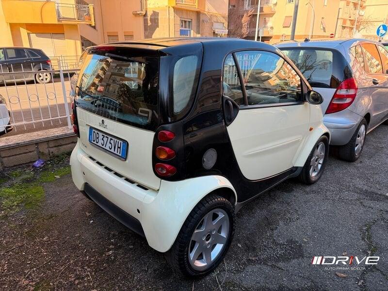 smart fortwo fortwo 700 coupé passion (45 kW)
