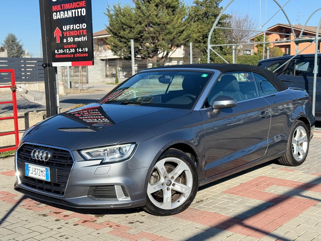 Audi A3 Cabrio 2.0 TDI S tronic 150 CV NAVI.
