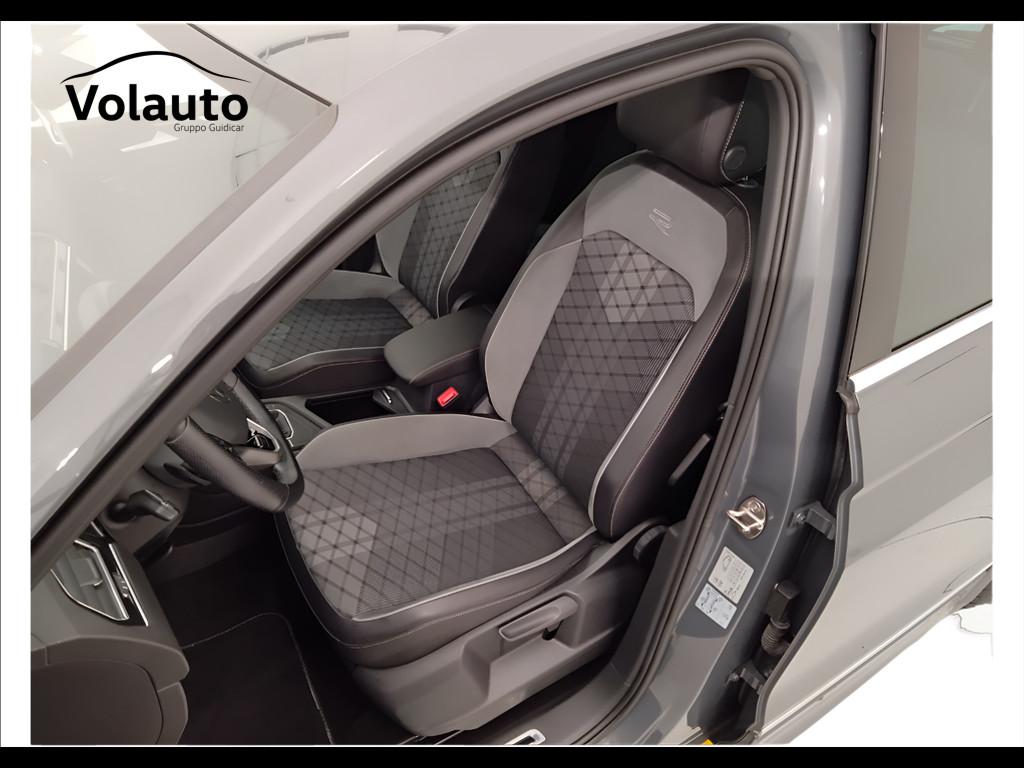 VOLKSWAGEN Tiguan II 2021 - Tiguan 1.5 tsi R-Line 150cv dsg