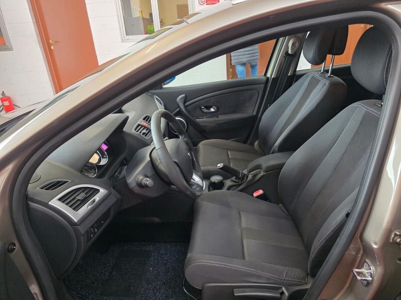 Renault Megane Mégane 1.5 dCi 110CV SporTour GT Line neopat