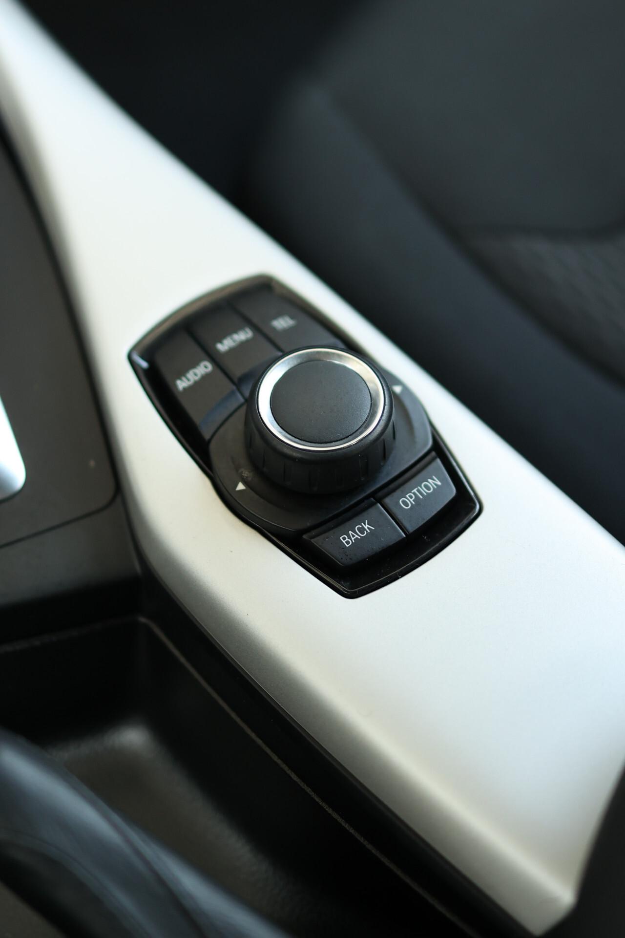 Bmw 118 118d 5p. Advantage