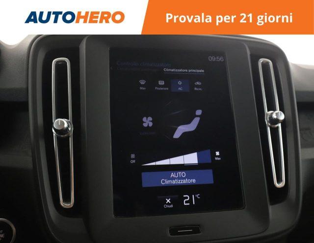 VOLVO XC40 D3 Momentum Core