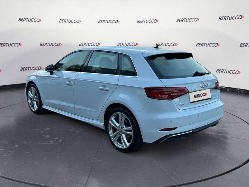 Audi A3 Sportback e-tron A3 SPB 40 e-tron S tronic