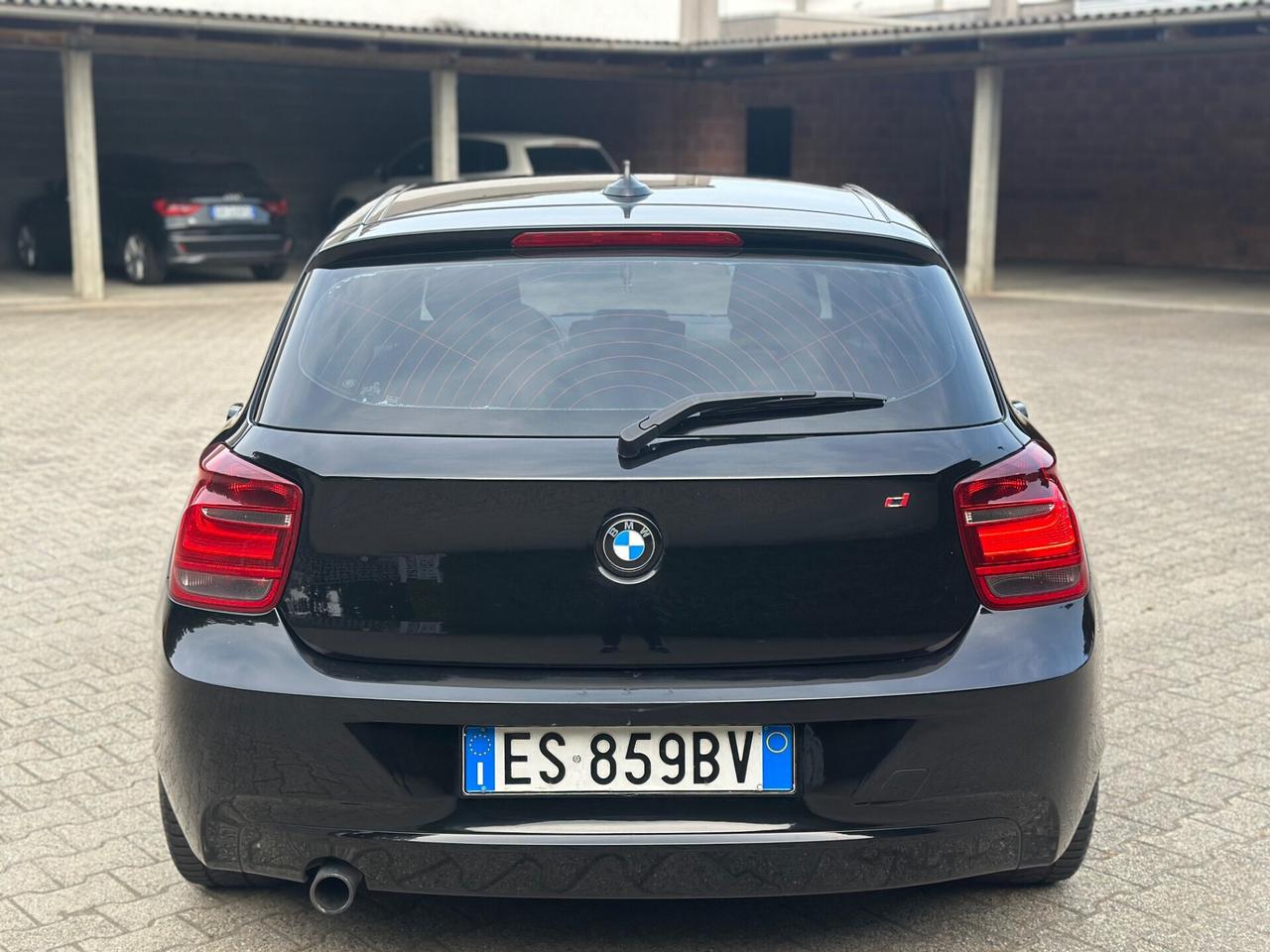 Bmw 116 116d 5p. Urban