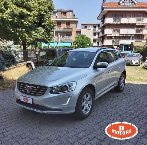 Volvo XC60 D4 Momentum TAGLIANDI VOLVO