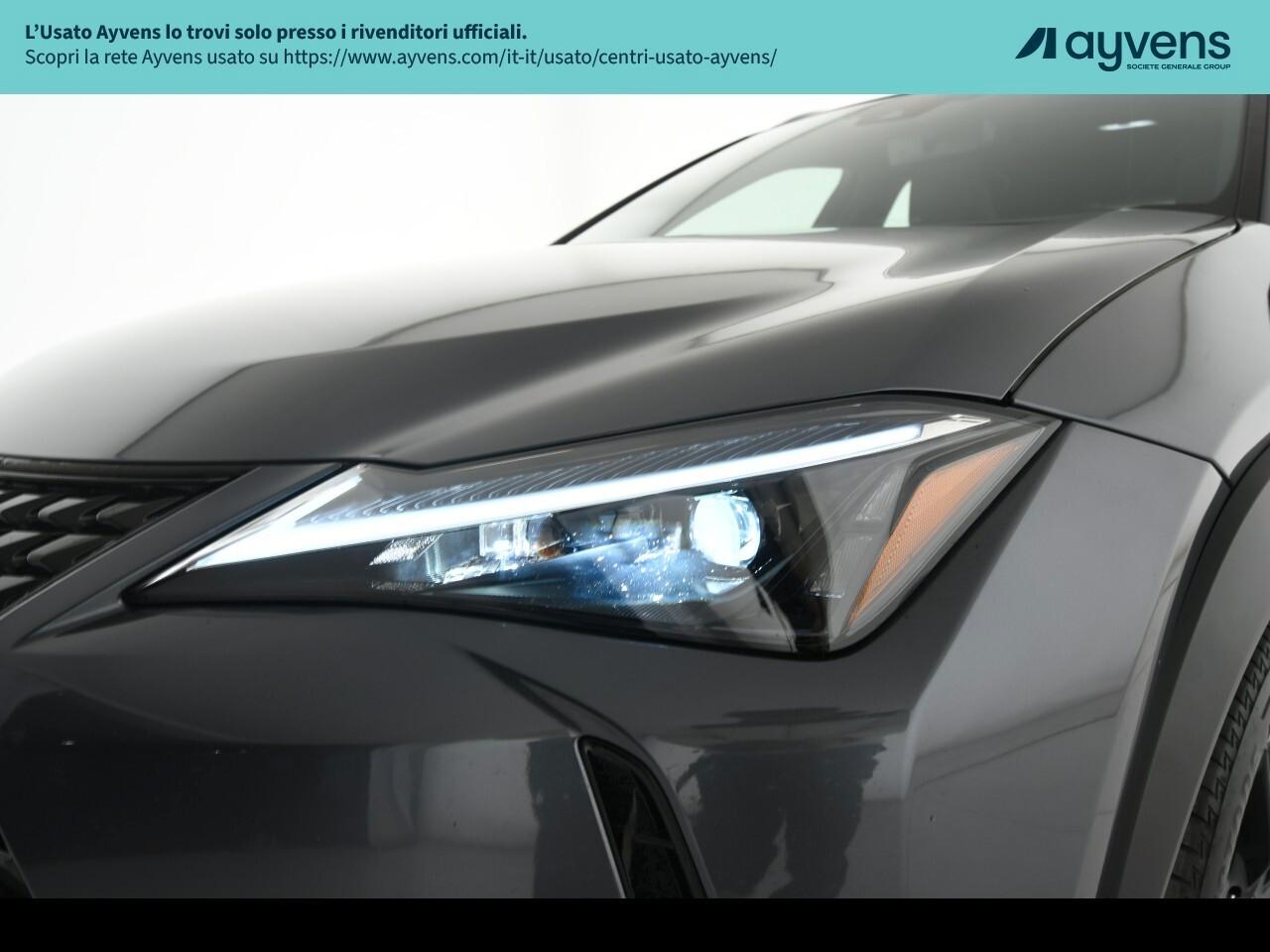 Lexus UX Hybrid Urban