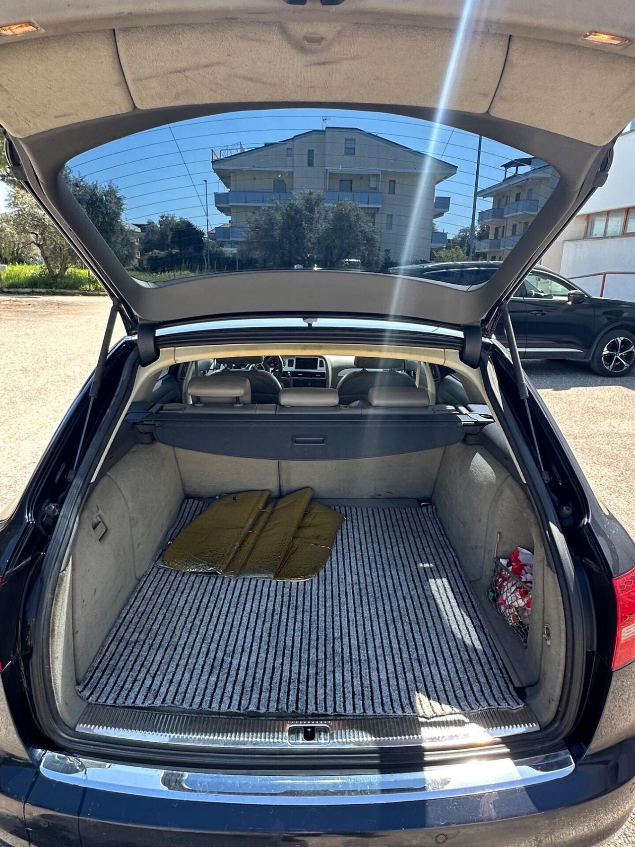 Audi A6 3000 V6 TDI 240cv 4x4 2009