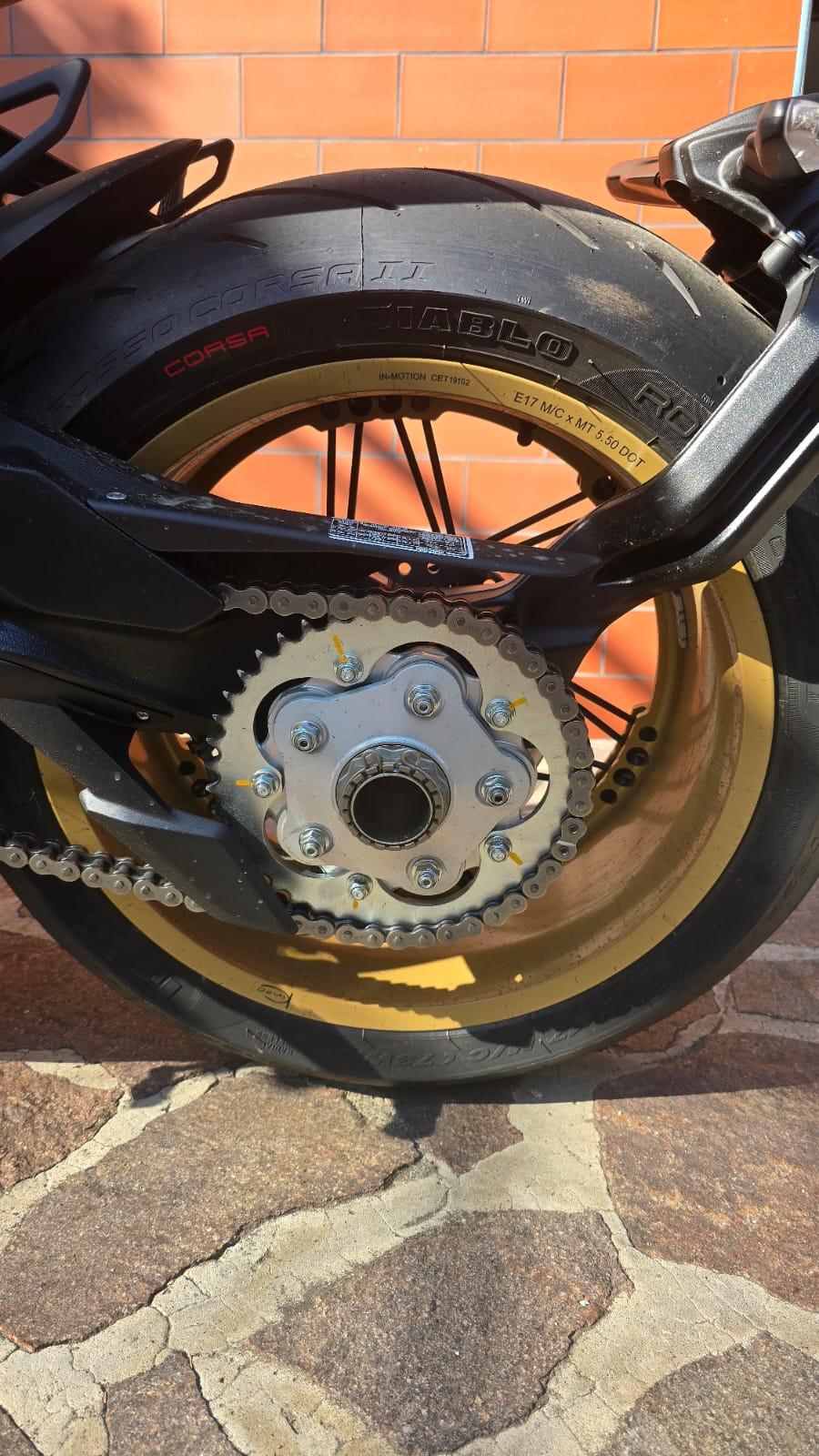 Mv Agusta Superveloce 800 S