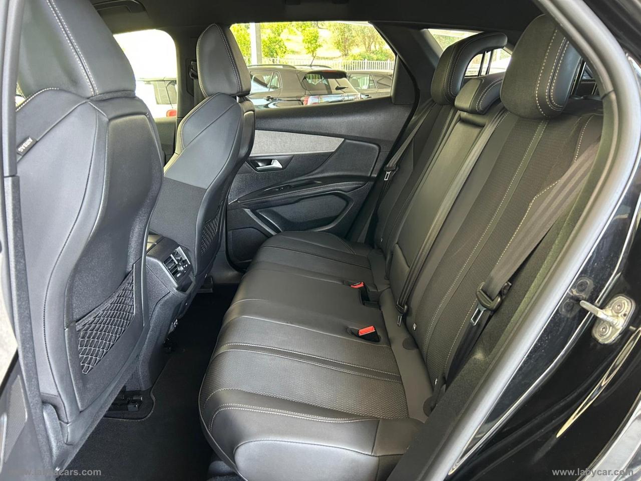 PEUGEOT 3008 PureTech Turbo 130 S&S GT