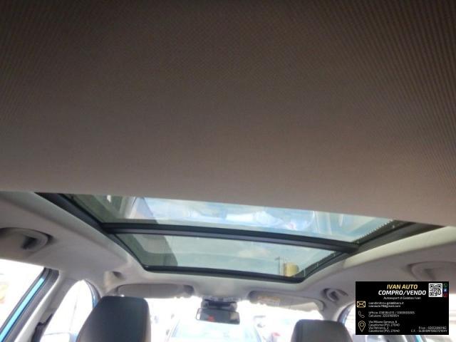 MG ZS Luxury Benzina-66.000 Km-Anno 2022