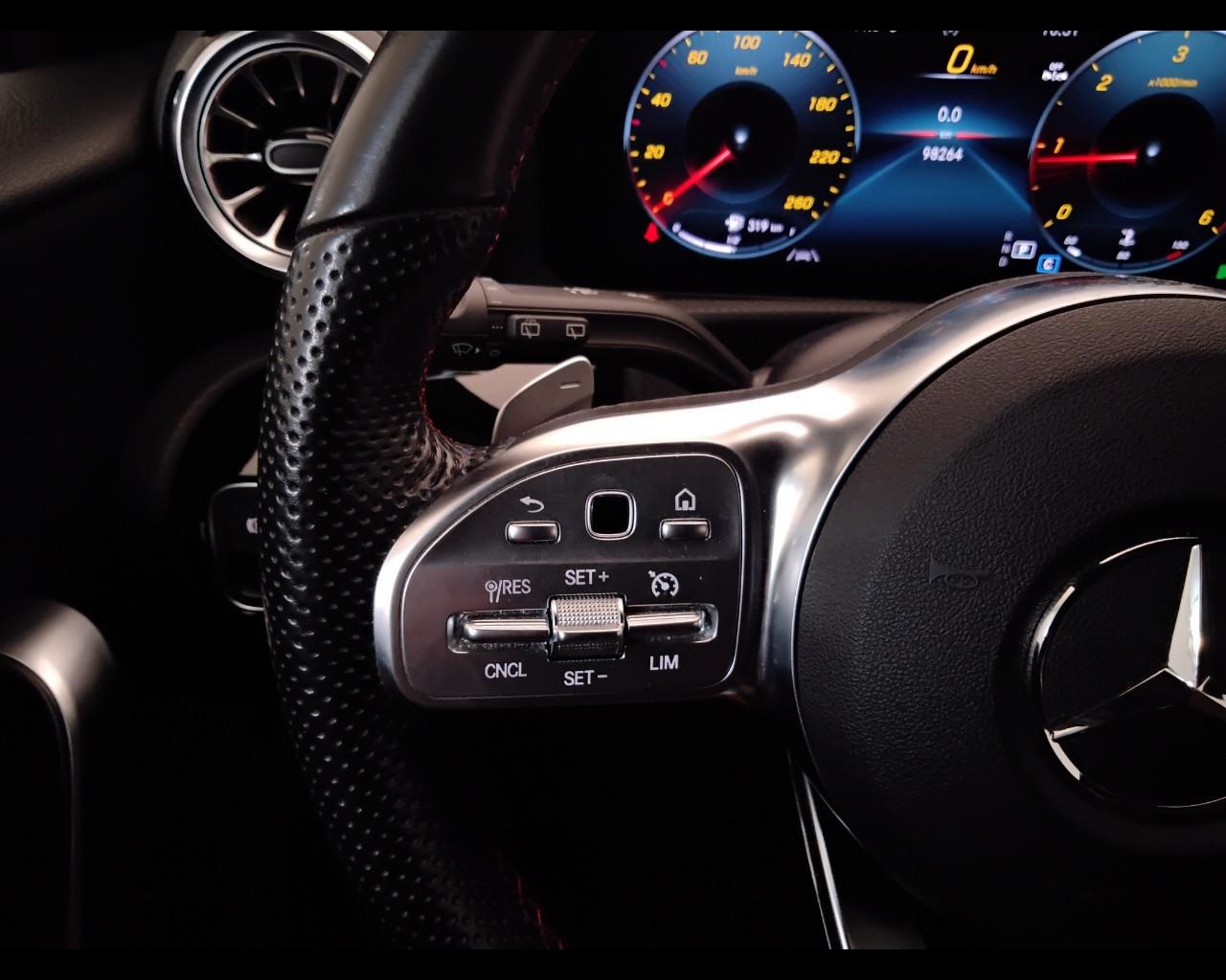 Mercedes-Benz Classe A - W177 2018 - A 180 d Premium auto