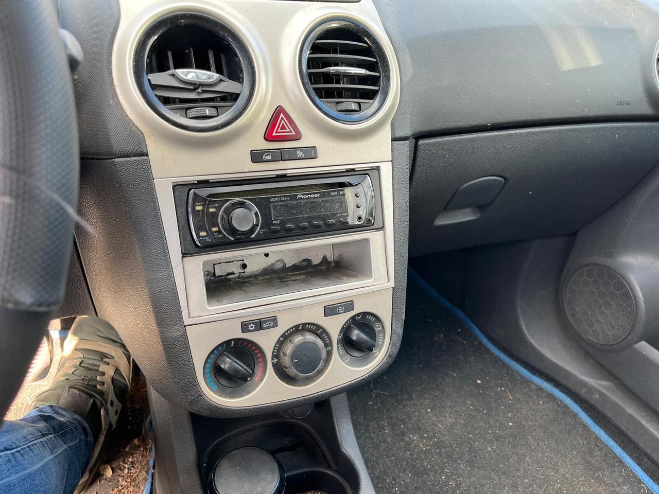 Opel Corsa 1.2 3 porte Club
