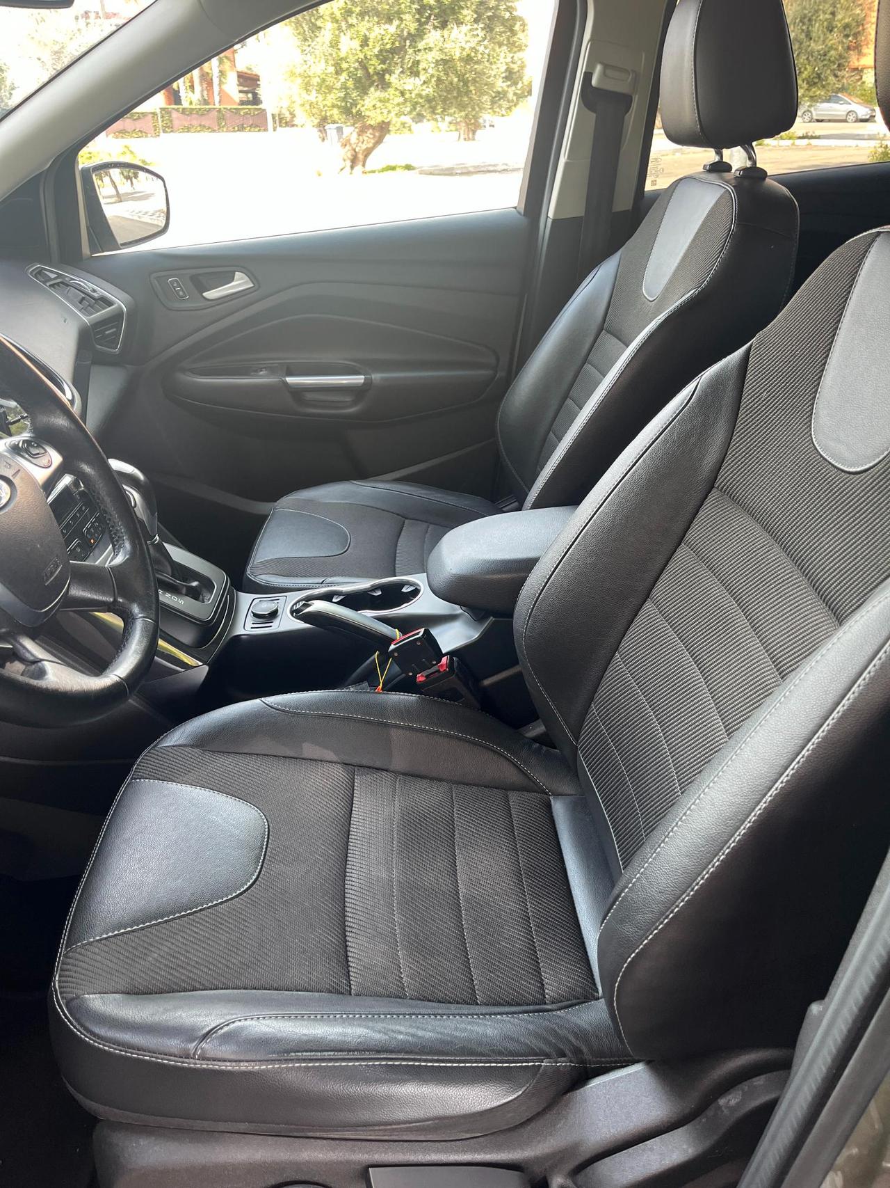 Ford Kuga 2.0 tdci Titanium 4wd s&s 150cv powershift E6