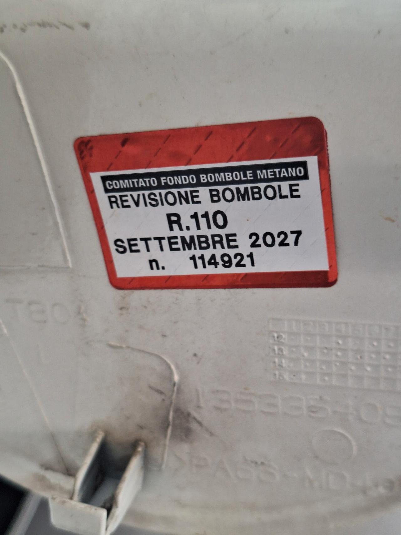 Fiat Qubo 1.4 8V 77 CV Natural Power