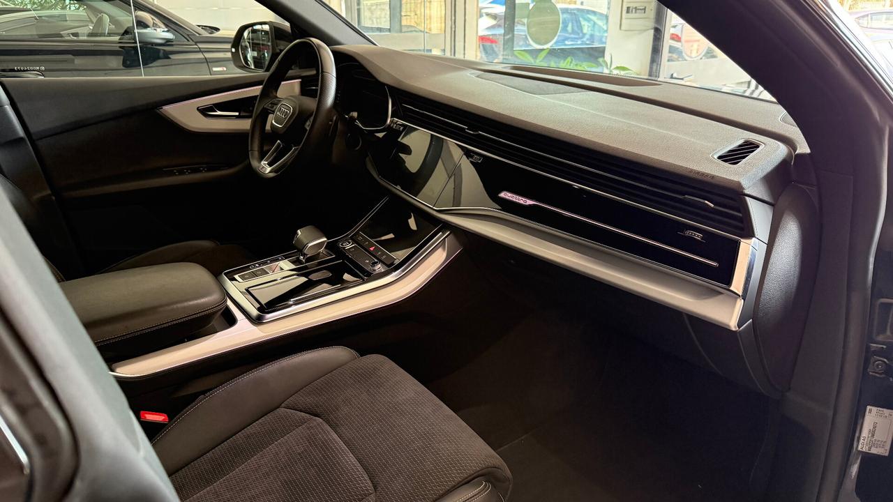 Audi Q8 50 TDI 286 CV quattro S LINE