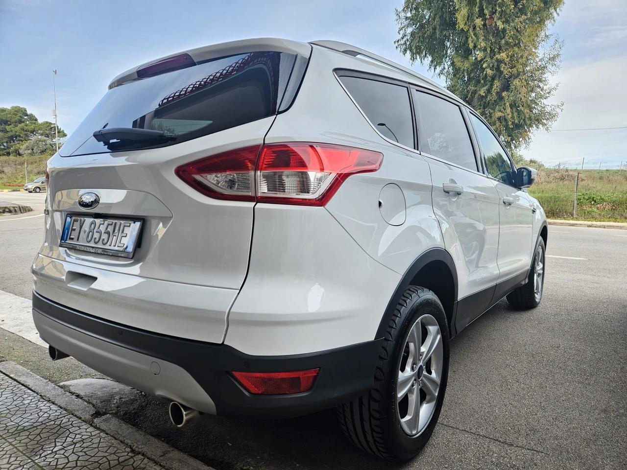 Ford Kuga 2WD 2.0 88kw 120cv FULL