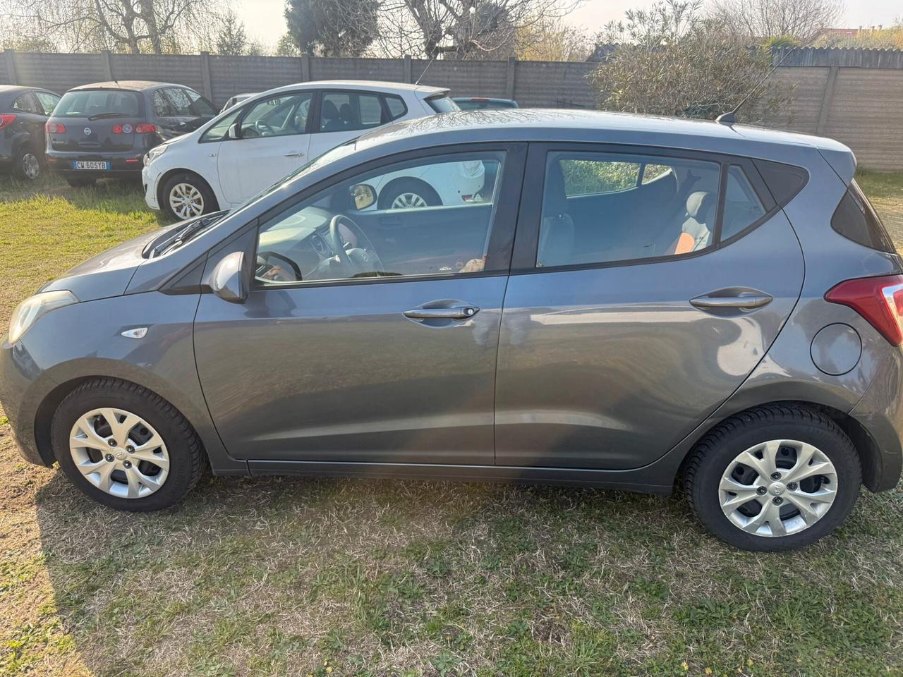 Hyundai i10 1.0 Comfort Adatta Neopatentati