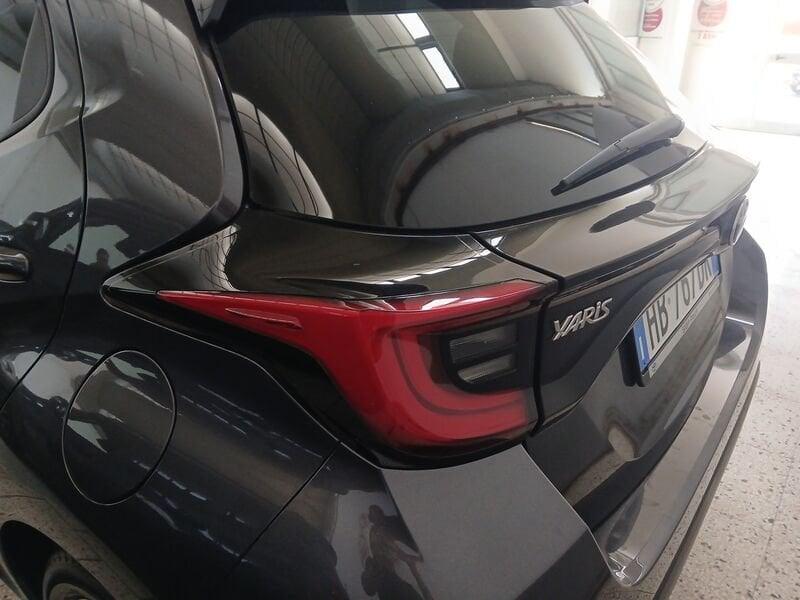 Toyota Yaris 4ª serie 1.5 Hybrid 5 porte Trend