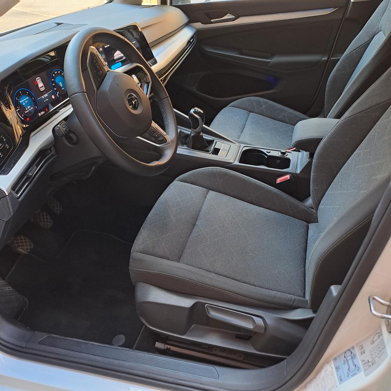 VW GOLF 8- 2.0 TDI - FULL OPT -NEOPATENTATI