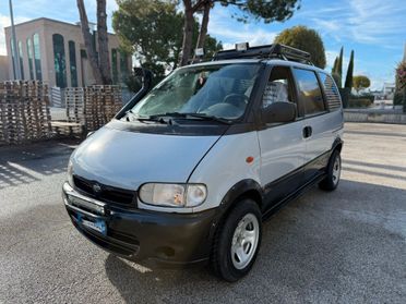NISSAN SERENA 2.3 7 POSTI 4X4 2000