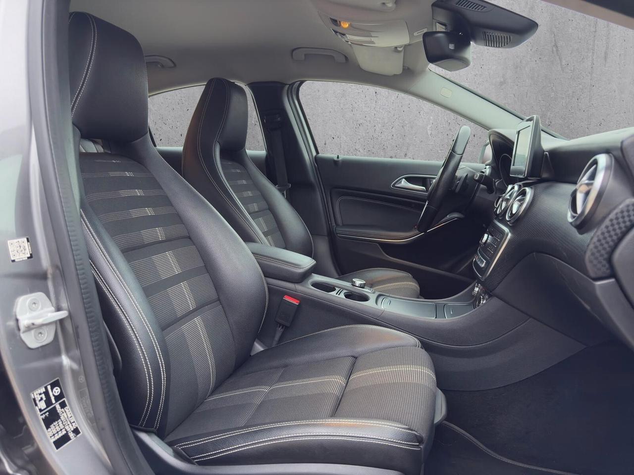 Mercedes-benz A 180 d Automatic Premium