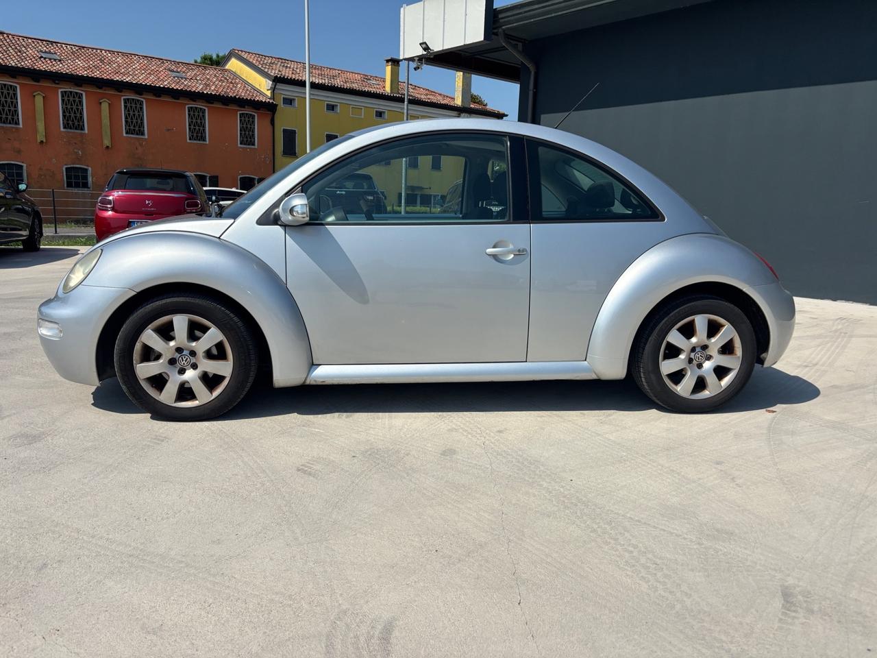 Volkswagen New Beetle 1.9 TDI 101CV