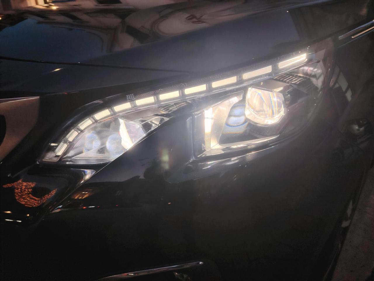 PEUGEOT 3008 1.6 HDI GT LINE