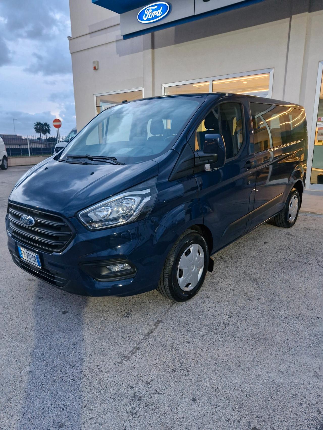 Ford Tourneo Custom 320 2.0 TDCi 130CV PC Trend