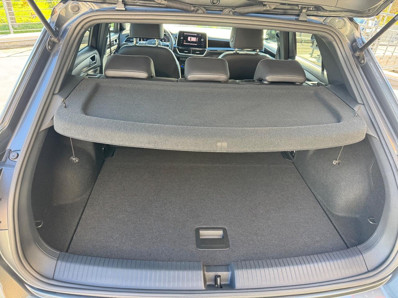 Volkswagen T-Roc 2.0 TDI SCR R-Line